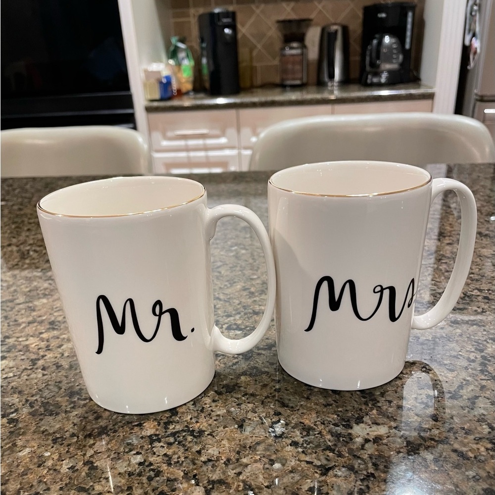 Kate Spade New York Lenox White Porcelain Mugs Set of 2 Gold rim, 12 oz Mr Mrs - Picture 6 of 8